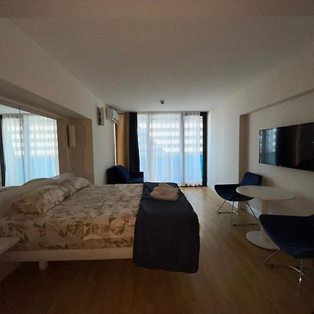 Panorama Black Sea View & Aparthotel Batumi Esterno foto