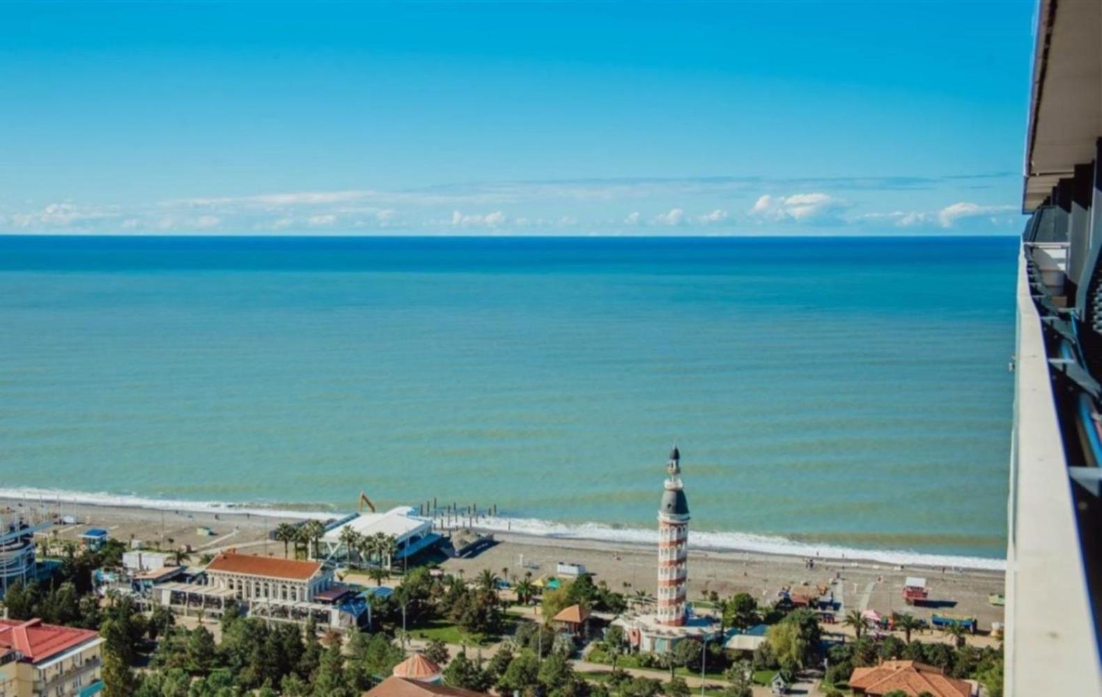 Panorama Black Sea View & Aparthotel Batumi Esterno foto